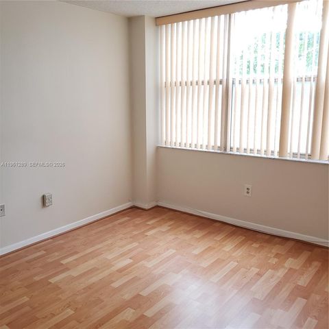 1200 NE Miami Gardens Dr 213W, Miami, FL 33179