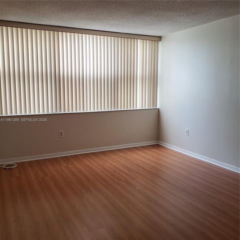 1200 NE Miami Gardens Dr 213W, Miami, FL 33179