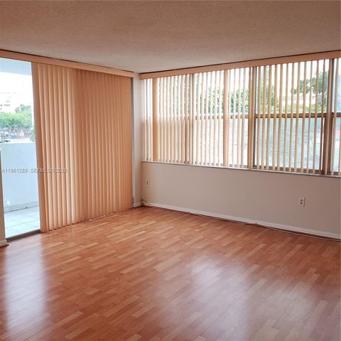 1200 NE Miami Gardens Dr 213W, Miami, FL 33179