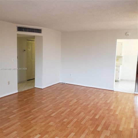 1200 NE Miami Gardens Dr 213W, Miami, FL 33179