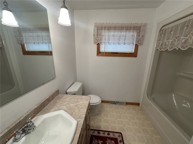 4017 Fairway Street, Manor Twp, PA 16226