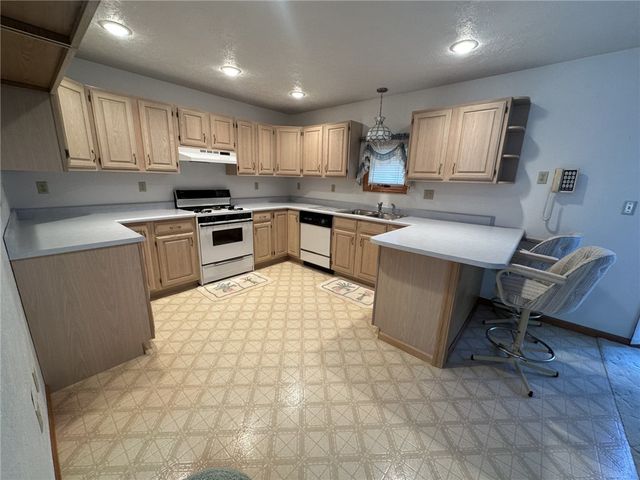 4017 Fairway Street, Manor Twp, PA 16226