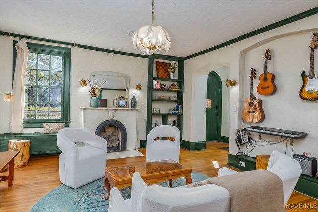 1201 MAGNOLIA Curve, Montgomery, AL 36106