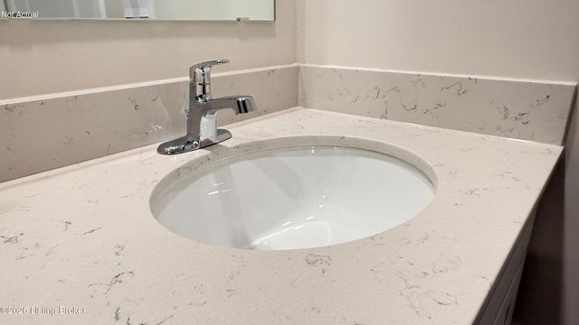 11020 Pheasant Hill Cir, Louisville, KY 40229