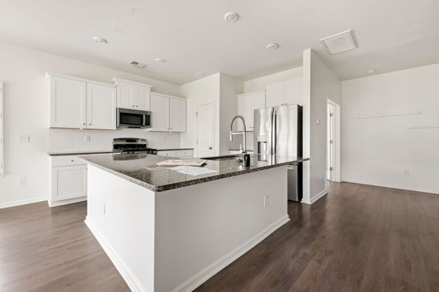 201 Craigflower Ct., Longs, SC 29568