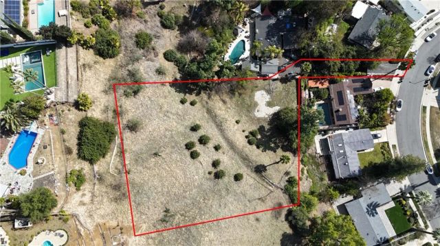 20713 Collins, Woodland Hills, CA 91367