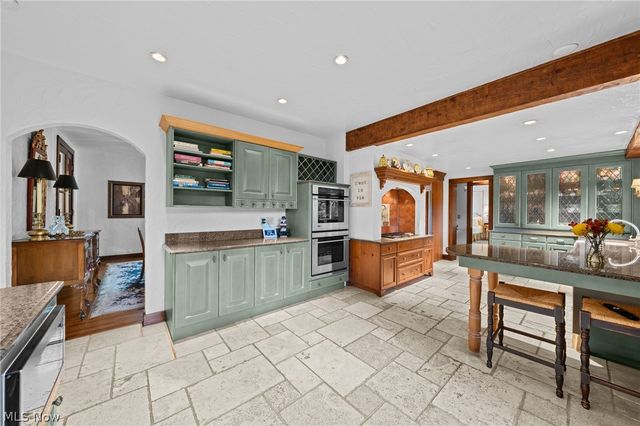 5227 Som Center Road, Solon, OH 44139