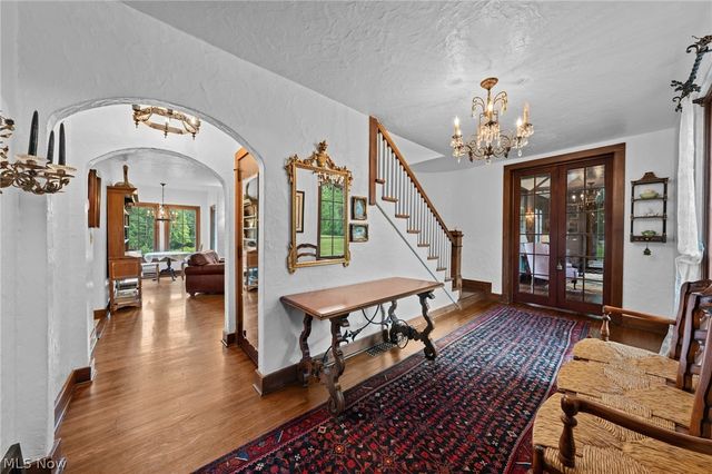 5227 Som Center Road, Solon, OH 44139
