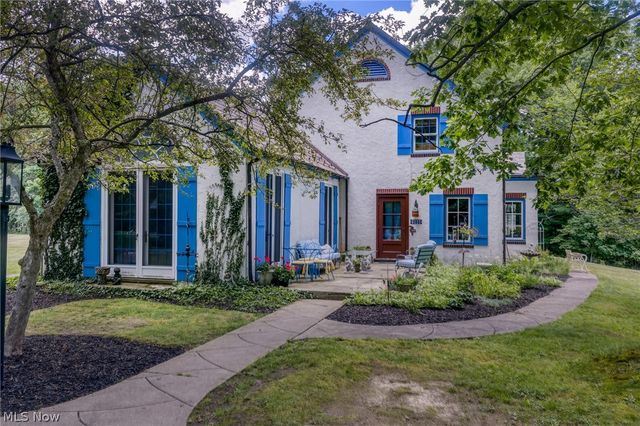 5227 Som Center Road, Solon, OH 44139