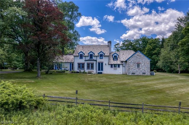 5227 Som Center Road, Solon, OH 44139