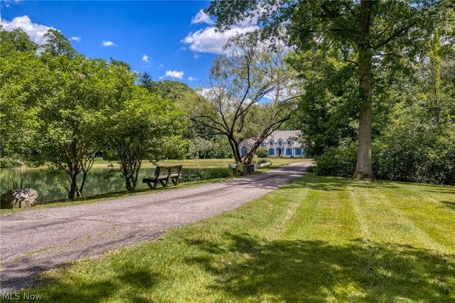 5227 Som Center Road, Solon, OH 44139