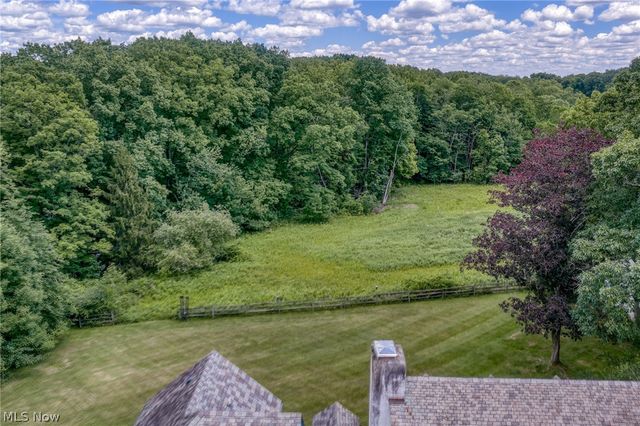 5227 Som Center Road, Solon, OH 44139