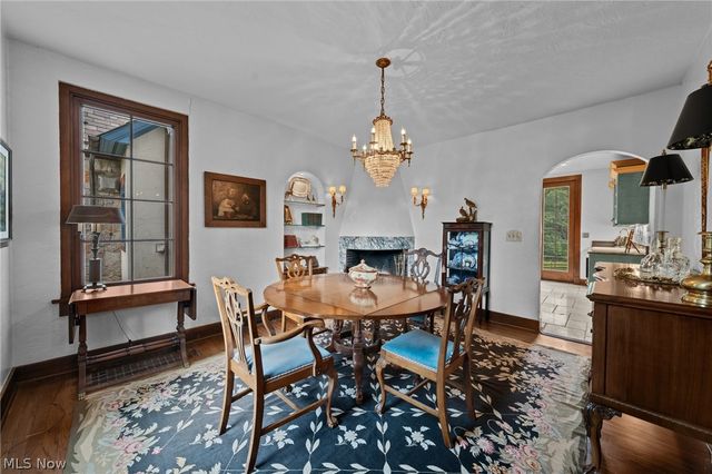 5227 Som Center Road, Solon, OH 44139
