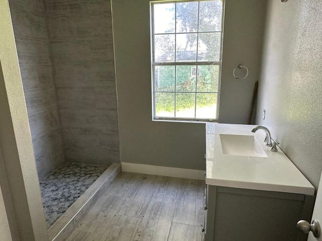 14055 River Rd, Walnut Grove, CA 95690