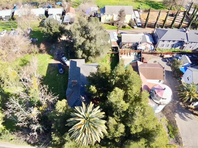 14055 River Rd, Walnut Grove, CA 95690