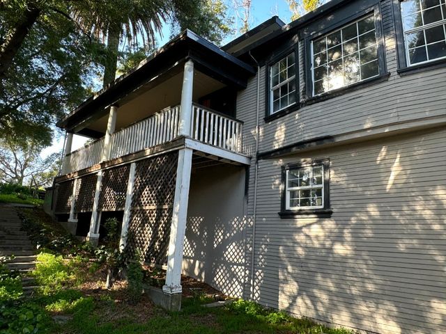 14055 River Rd, Walnut Grove, CA 95690