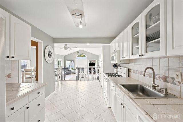 19 Barton Road, Old Bridge, NJ 08857
