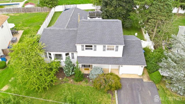 19 Barton Road, Old Bridge, NJ 08857