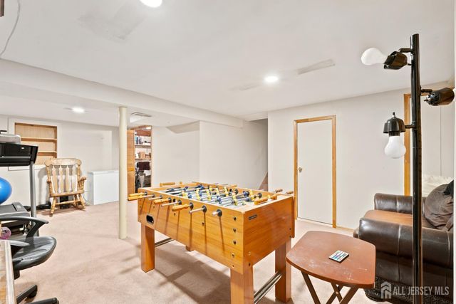 19 Barton Road, Old Bridge, NJ 08857