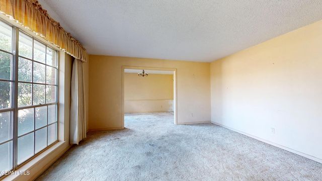 720 SOMERSET Drive, El Paso, TX 79912