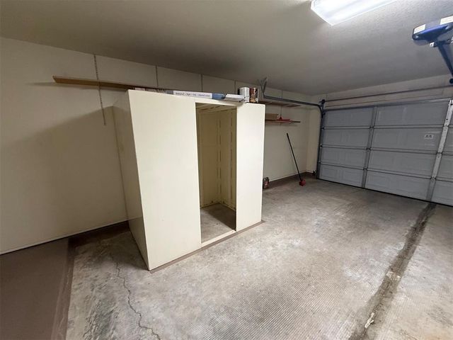 1926 E Aspen Place, Shawnee, OK 74804
