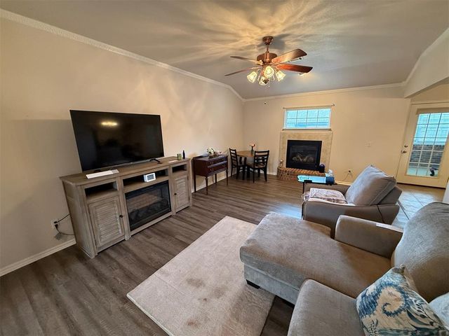 1926 E Aspen Place, Shawnee, OK 74804