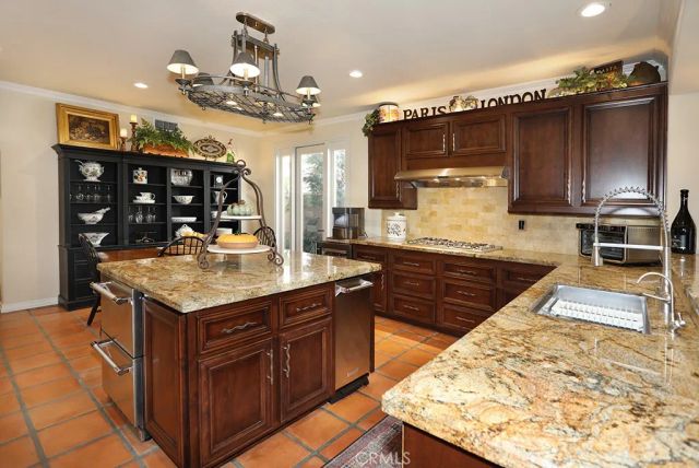 2225 BOWMAN Avenue, Tustin, CA 92782