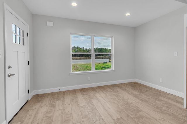 Lot 5 Pleasant Grove Commons SW, Mcdonald, TN 37353