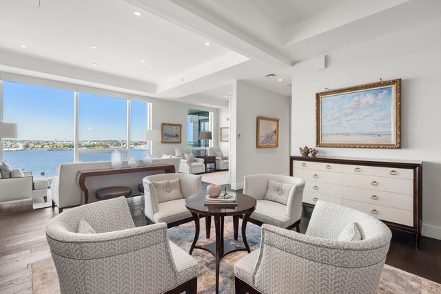22 Liberty Dr 11C, Boston, MA 02210