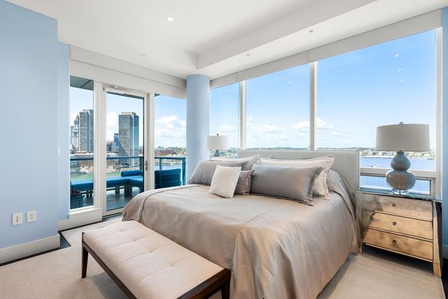 22 Liberty Dr 11C, Boston, MA 02210