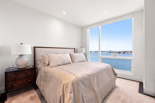 22 Liberty Dr 11C, Boston, MA 02210