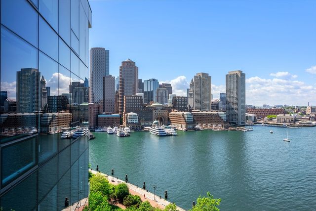 22 Liberty Dr 11C, Boston, MA 02210