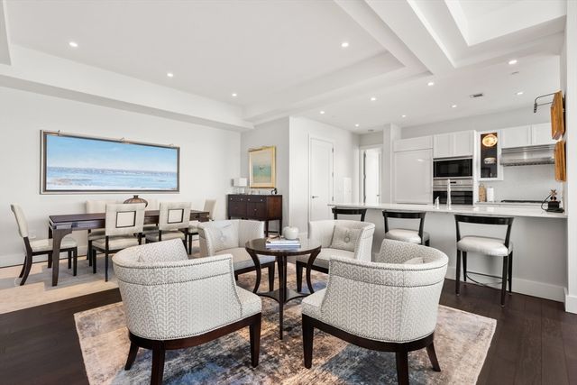 22 Liberty Dr 11C, Boston, MA 02210