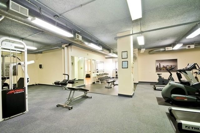 5555 N Sheridan Road 1007, Chicago, IL 60640