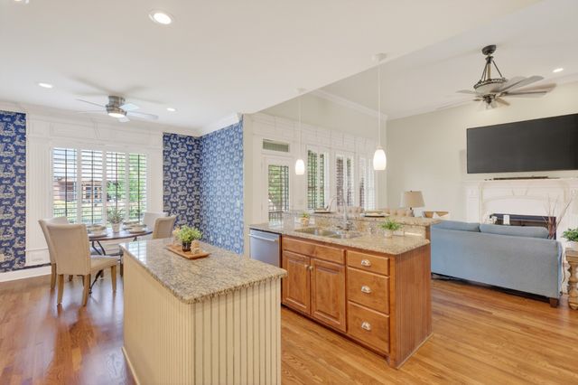 1926 Mosaic Trl, Murfreesboro, TN 37130