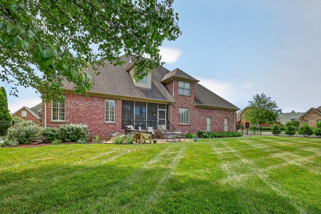 1926 Mosaic Trl, Murfreesboro, TN 37130