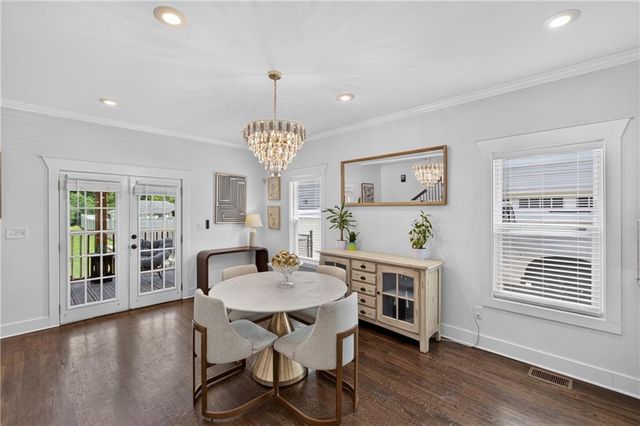 8 S Eugenia Place NW, Atlanta, GA 30318