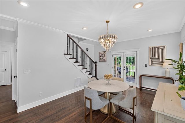 8 S Eugenia Place NW, Atlanta, GA 30318