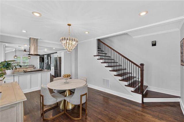 8 S Eugenia Place NW, Atlanta, GA 30318