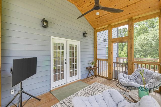 8 S Eugenia Place NW, Atlanta, GA 30318