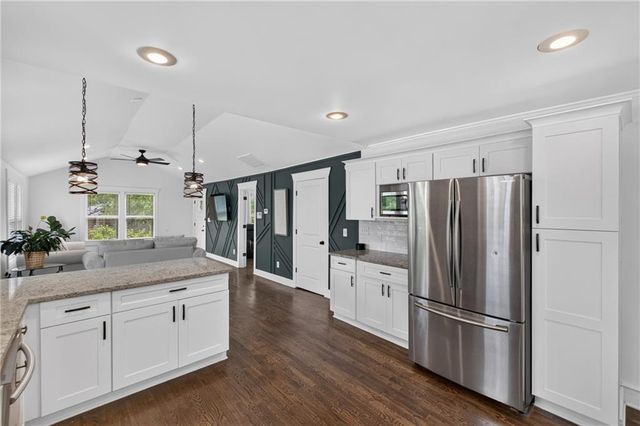 8 S Eugenia Place NW, Atlanta, GA 30318