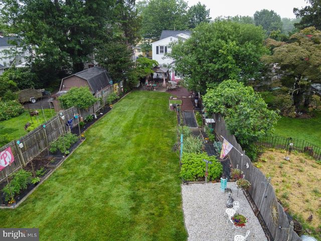 124 E BURLINGTON ST, Bordentown, NJ 08505