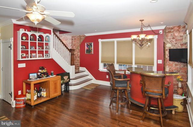 124 E BURLINGTON ST, Bordentown, NJ 08505