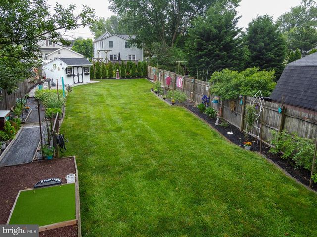 124 E BURLINGTON ST, Bordentown, NJ 08505