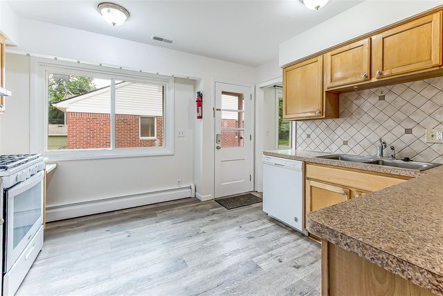 1614 South Boulevard, Ann Arbor, MI 48104