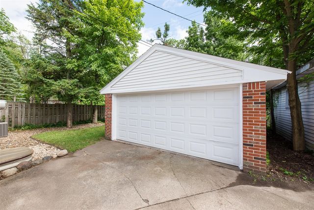 1614 South Boulevard, Ann Arbor, MI 48104