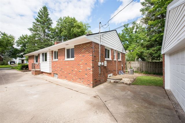 1614 South Boulevard, Ann Arbor, MI 48104