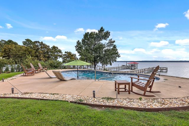 3550 Princess Pond Road, Summerton, SC 29148