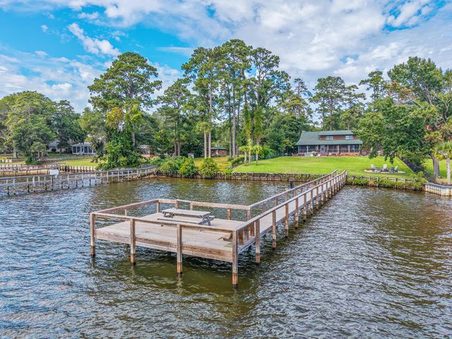 3550 Princess Pond Road, Summerton, SC 29148