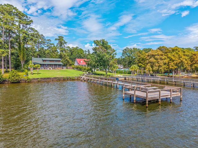 3550 Princess Pond Road, Summerton, SC 29148